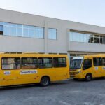 Prefeitura de Vilhena entrega prédio reformado da Amavi e dois ônibus adaptados