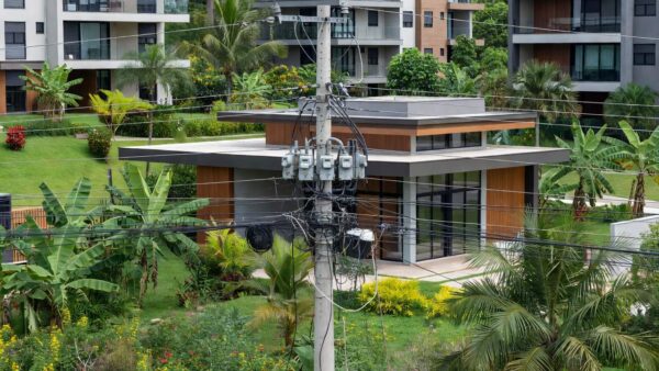 Condomínio de luxo em Ji-Paraná com medidores de energia adulterados
