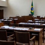 Câmara Municipal de Vilhena com documentos sobre subsídio de vereadores