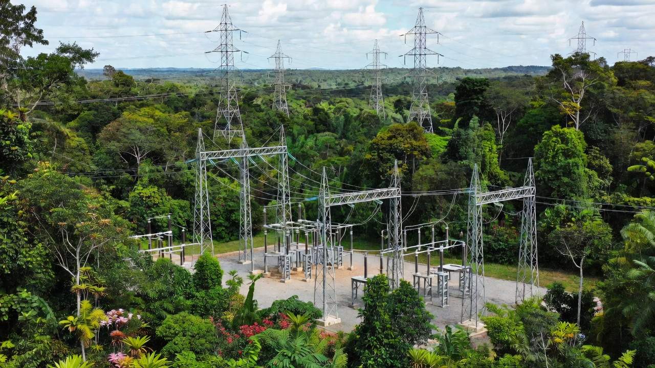 Subestação de energia em Rondônia representando acordo de dívida de ICMS entre governo e Energisa