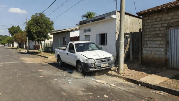 Carro bateu em Cabixi / Fotos: Extra de Rondônia