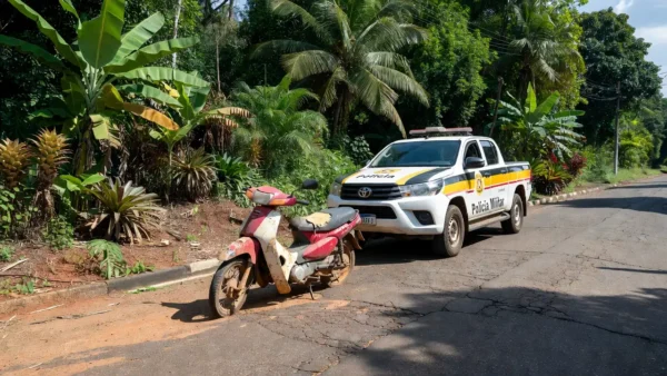 A motoneta foi apreendida e guinchada ao pátio da Ciretran