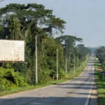 Outdoor instalado às margens da BR-364, em Ouro Preto do Oeste / Foto: Divulgação