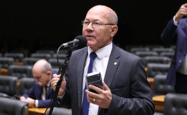 Deputado Coronel Chrisóstomo garante R$ 360 mil integralmente para Assistência Social de Porto Velho