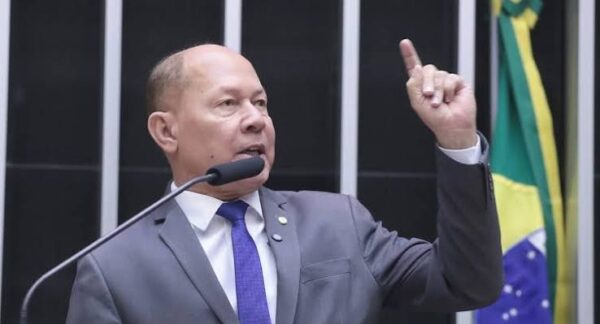 Coronel Chrisóstomo cobra agilidade em investigação de fraudes no INSS em Rondônia