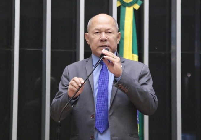 Deputado Coronel Chrisóstomo acelera construção de centros cirúrgicos em Rondônia
