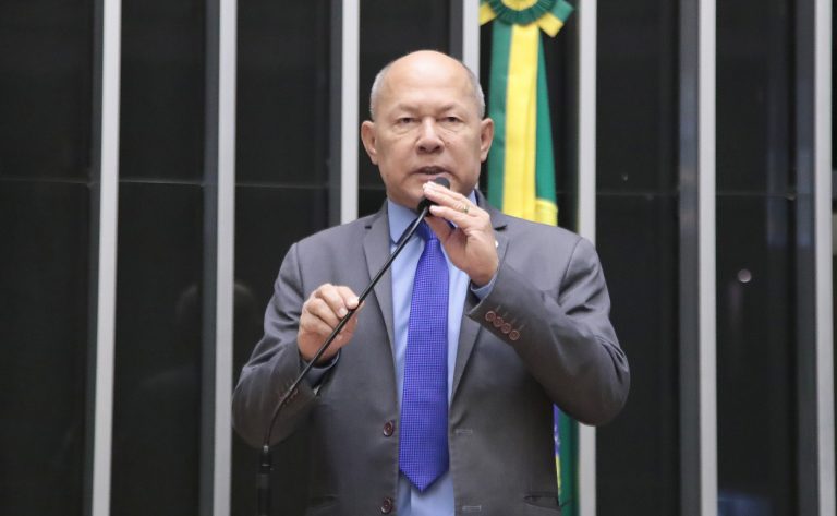 Deputado Coronel Chrisóstomo acelera construção de centros cirúrgicos em Rondônia