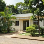 Fachada do hospital em Cacoal, Rondônia, local de alta hospitalar