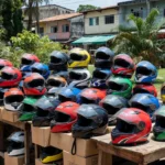 Capacetes distribuídos pela Prefeitura de Porto Velho para motociclistas
